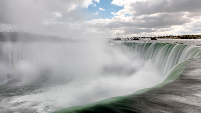 Niagara Falls by Mustang Joe